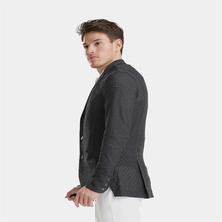 642_1364b7ca83-aerm221-03-original