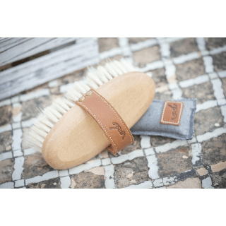 brosse-penelope-douce-sangle-cuir-pm.jpg